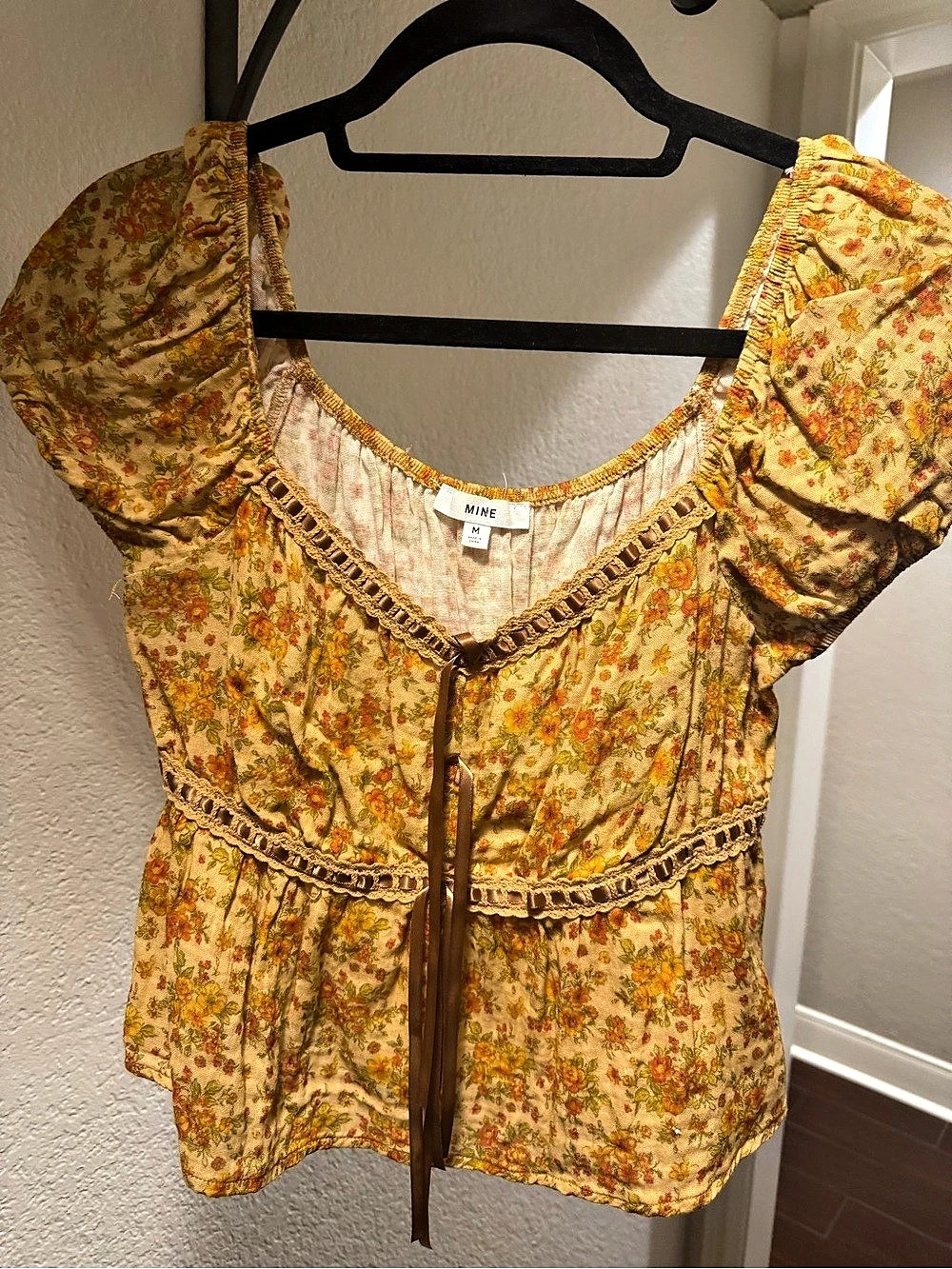 MINE Floral Blouse in Yellow & Orange Size Medium